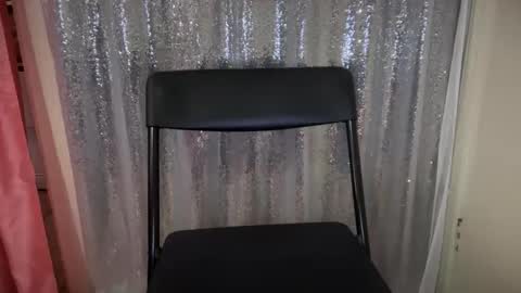 queen69138 online show from February 2026 07:54:02 PM