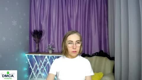 Snapshot of queen_a_n_i chatting on April 2026 09:41:02 AM A N I Ill be here on December 1st online show from April 2026 09:41:02 AM