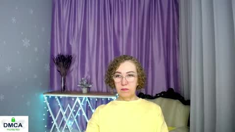 Snapshot of queen_a_n_i chatting on May 2026 07:59:02 AM A N I Ill be here on December 1st online show from May 2026 07:59:02 AM