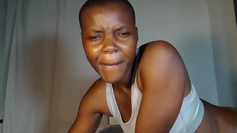Snapshot of queen_abito chatting on June 2026 11:26:01 AM queen_abito online show from June 2026 11:26:01 AM