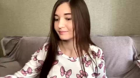 Viktoria online show from March 2026 12:00:01 PM
