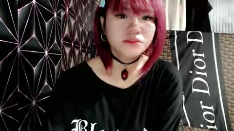 Snapshot of queen_elicktra chatting on May 2026 01:02:02 AM JOY online show from May 2026 01:02:02 AM