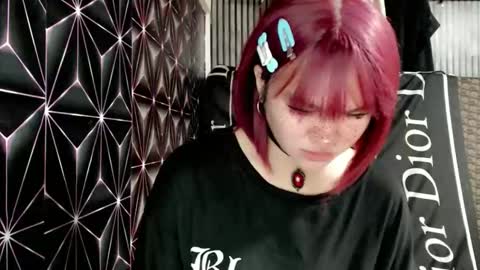 Snapshot of queen_elicktra chatting on May 2026 03:04:02 AM JOY online show from May 2026 03:04:02 AM