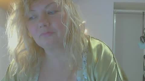 queen_jane8 online show from February 2025 03:36:02 PM