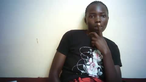 queen_joan online show from February 2025 12:58:02 PM