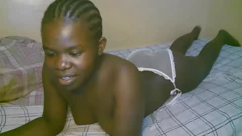 queen_latasha online show from April 2026 06:34:01 PM