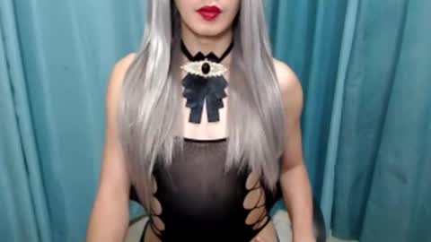 Queen Lucifer online show from December 2025 06:38:01 PM