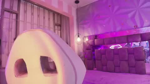 Snapshot of queen_perla_ chatting on May 2026 12:11:01 PM online show from May 2026 12:11:01 PM