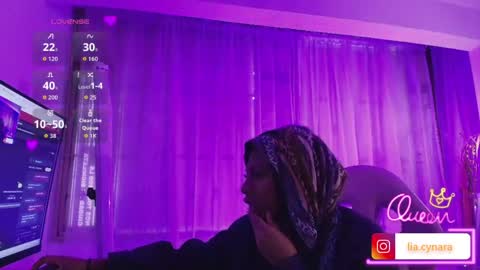 Snapshot of queen_perla_ chatting on May 2026 12:01:01 PM online show from May 2026 12:01:01 PM