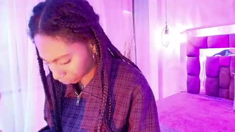 Snapshot of queen_perla_ chatting on July 2026 12:33:02 PM online show from July 2026 12:33:02 PM