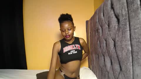 queen_sashavixen online show from February 2026 06:46:01 PM