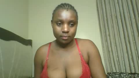 Snapshot of queen_wow2 chatting on May 2026 03:13:01 AM queen online show from May 2026 03:13:01 AM