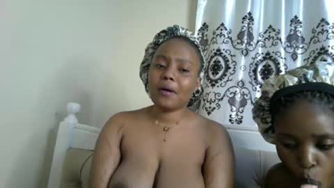 queen online show from January 2026 02:36:02 AM