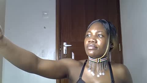 Cindy Melahnin online show from April 2026 04:46:01 AM