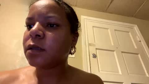 queencreolexo online show from November 2025 02:33:02 AM