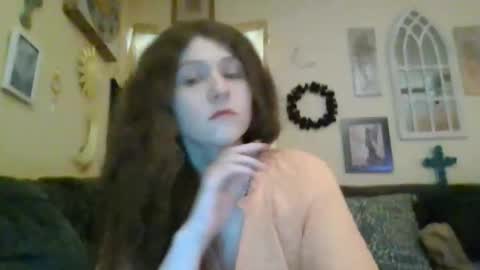 Snapshot of queencrimsonlvx chatting on April 2026 12:51:02 PM queencrimsonlvx online show from April 2026 12:51:02 PM