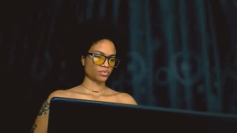 Sweet Goddess online show from November 2025 02:43:02 AM