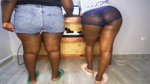 Nina online show from September 2025 09:11:02 AM