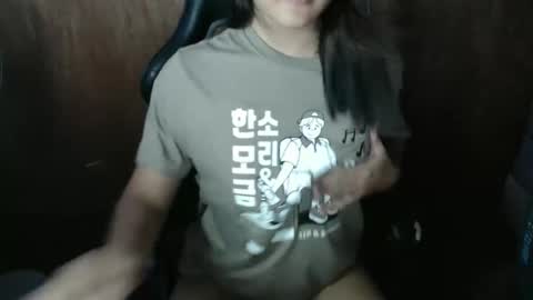 queenkrissha online show from December 2025 06:07:02 AM