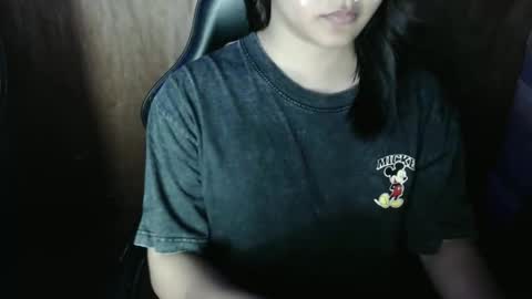 queenkrissha online show from December 2025 10:32:02 AM