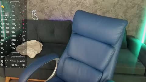 queenlilithh online show from March 2026 02:09:02 PM