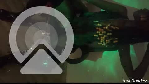 queenmaheliya online show from December 2025 08:17:01 PM