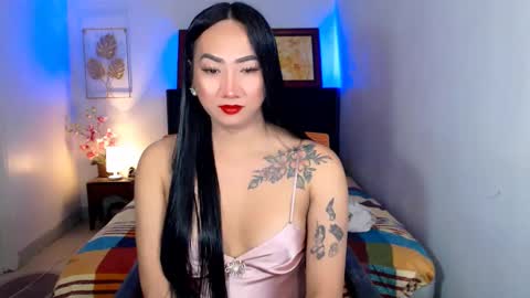 QUEEN online show from March 2025 12:53:01 AM