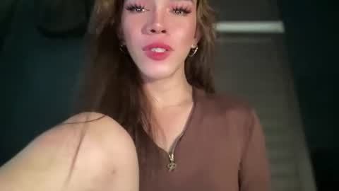 Snapshot of queenn_xxx chatting on November 2025 11:38:01 PM QUEEN online show from November 2025 11:38:01 PM