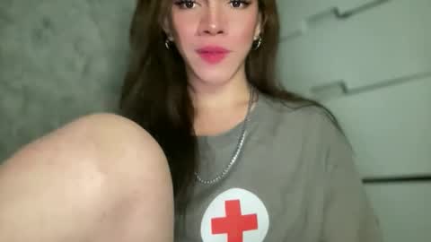 Snapshot of queenn_xxx chatting on December 2025 03:35:01 AM QUEEN online show from December 2025 03:35:01 AM