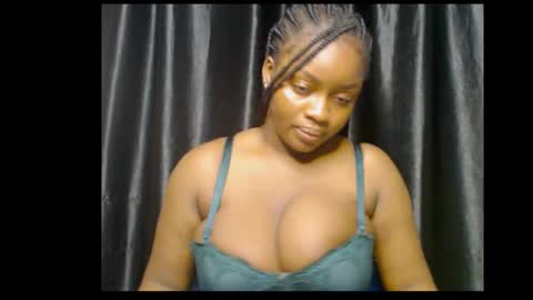 Zoey online show from October 2025 11:09:02 PM