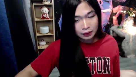 Snapshot of queenofcum169xx chatting on November 2025 05:00:01 PM Mikka online show from November 2025 05:00:01 PM