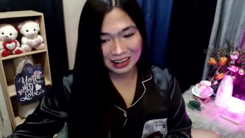 Snapshot of queenofcum169xx chatting on December 2025 04:12:02 PM Mikka online show from December 2025 04:12:02 PM