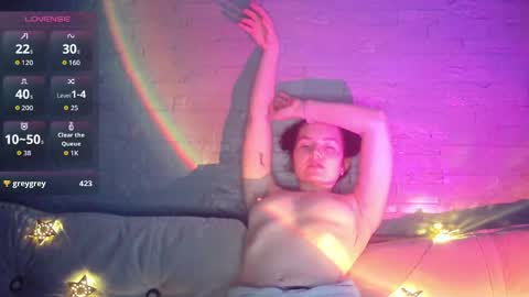 QueenOfModels online show from April 2026 03:39:01 PM