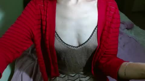 queenoftenderness online show from January 2025 08:48:02 PM