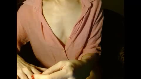 queenoftenderness online show from February 2025 09:31:01 PM