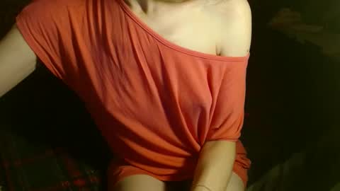 queenoftenderness online show from March 2025 07:54:02 PM