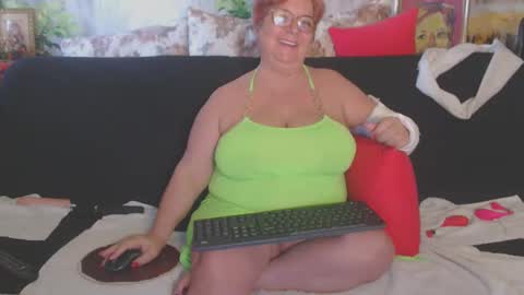 QueenPammy online show from March 2025 01:14:02 PM
