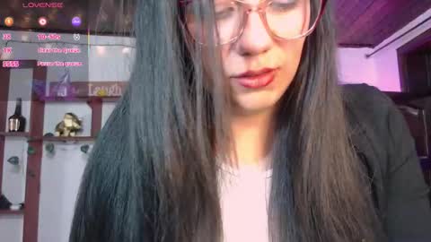 Snapshot of queenrose94 chatting on March 2026 12:42:01 PM queenrose94 online show from March 2026 12:42:01 PM