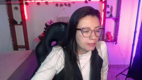 Snapshot of queenrose94 chatting on March 2026 12:19:02 PM queenrose94 online show from March 2026 12:19:02 PM