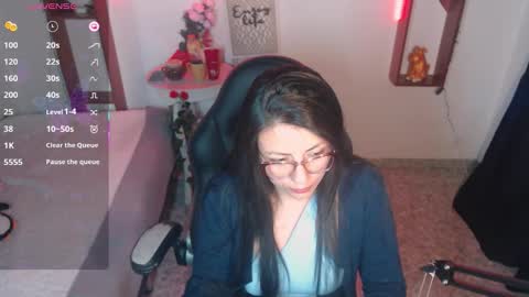 Snapshot of queenrose94 chatting on March 2026 01:15:02 PM queenrose94 online show from March 2026 01:15:02 PM