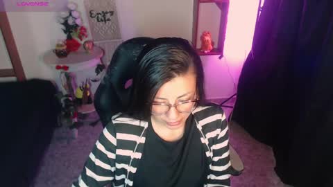 Snapshot of queenrose94 chatting on April 2026 11:22:02 AM queenrose94 online show from April 2026 11:22:02 AM