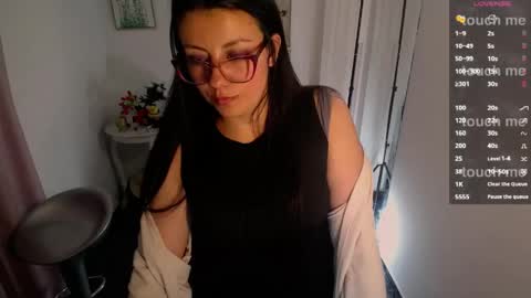 Snapshot of queenrose94 chatting on June 2026 08:54:01 PM queenrose94 online show from June 2026 08:54:01 PM