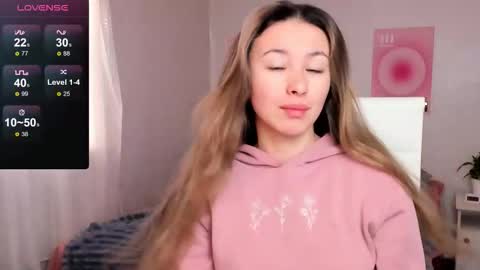 Snapshot of queitsharm_ chatting on February 2026 07:13:01 AM Anna online show from February 2026 07:13:01 AM