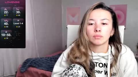 Snapshot of queitsharm_ chatting on February 2026 07:01:02 AM Anna online show from February 2026 07:01:02 AM