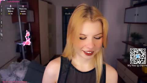 Tate online show from September 2025 04:25:01 AM