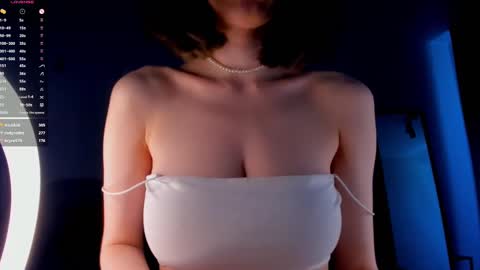 Teri  My favorite vibes 77 101 222 666 online show from February 2025 04:35:01 AM