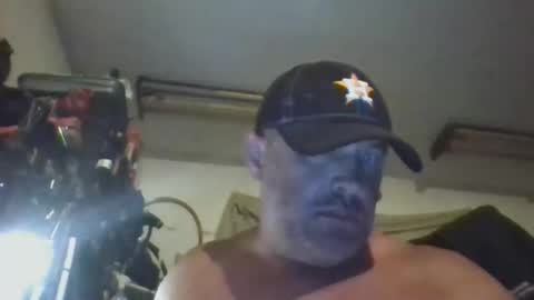 Snapshot of quikkynikky chatting on May 2026 12:07:01 AM SeLaCome online show from May 2026 12:07:01 AM