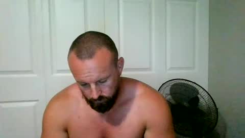Snapshot of r_shackleford15 chatting on July 2026 05:09:02 PM r_shackleford15 online show from July 2026 05:09:02 PM