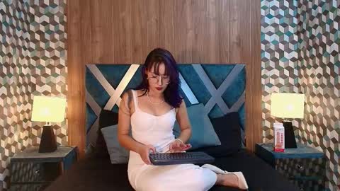 Snapshot of rache_roth chatting on March 2026 09:09:02 PM Rachel online show from March 2026 09:09:02 PM