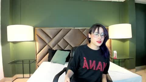 Snapshot of rache_roth chatting on March 2026 09:27:02 PM Rachel online show from March 2026 09:27:02 PM